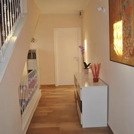Puteoli House 4* يوتْسْوولْ